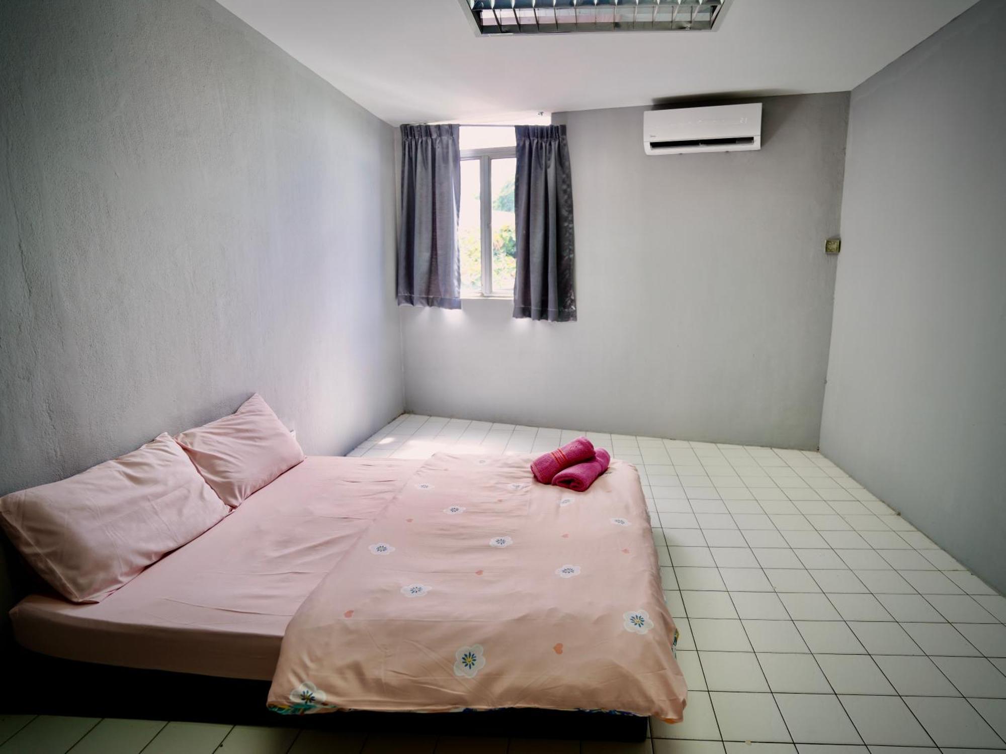 Swanling Kuching Hostel Bagian luar foto